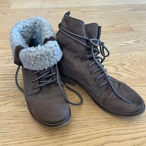 Women’s ALDO 8.5 convertible leather ankle boots